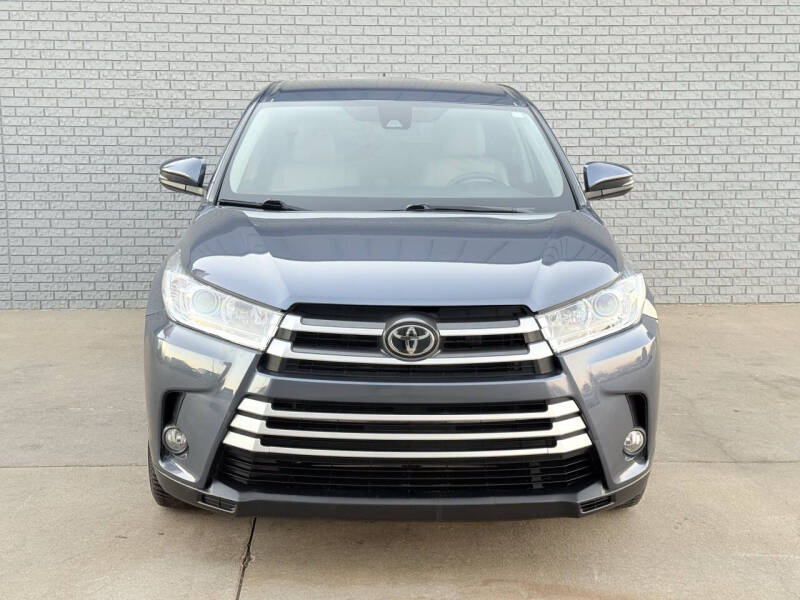 2019 Toyota Highlander LE Plus