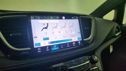 2027 Chrysler Pacifica Limited