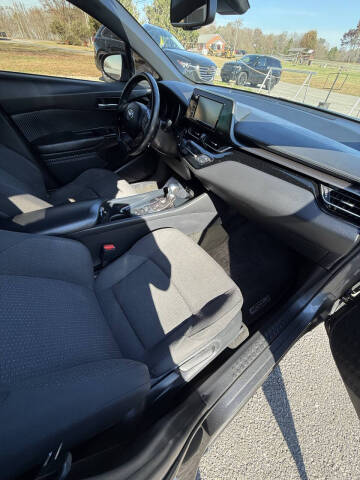 2018 Toyota C-HR XLE Premium