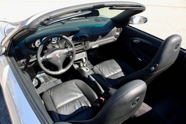 2003 Porsche 911