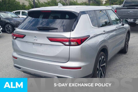 2024 Mitsubishi Outlander SE