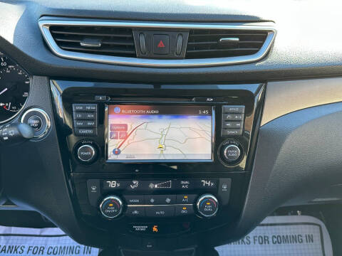 2016 Nissan Rogue SV