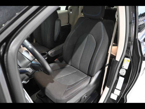 2021 Chrysler Pacifica Touring