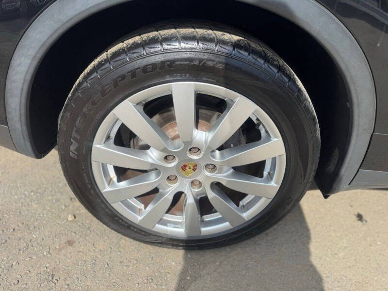 2014 Porsche Cayenne Platinum