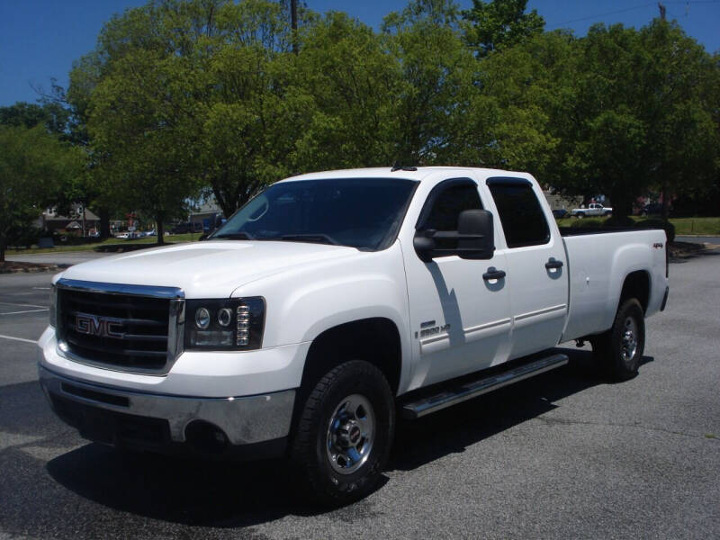 2008 GMC Sierra 2500HD for sale at Uniworld Auto Sales LLC. in Greensboro NC