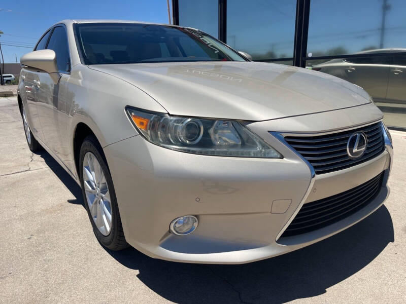2013 Lexus ES 300h