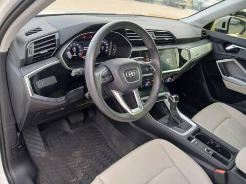 2021 Audi Q3 quattro S line Premium 45 TFSI