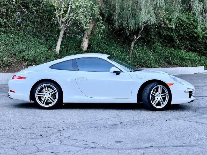 2013 Porsche 911 Carrera