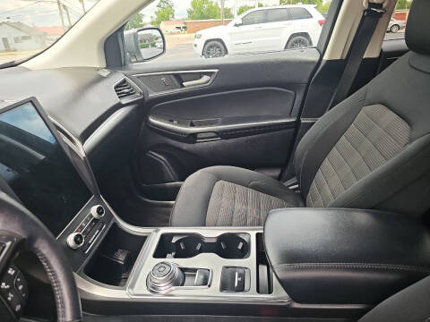2022 Ford Edge SEL