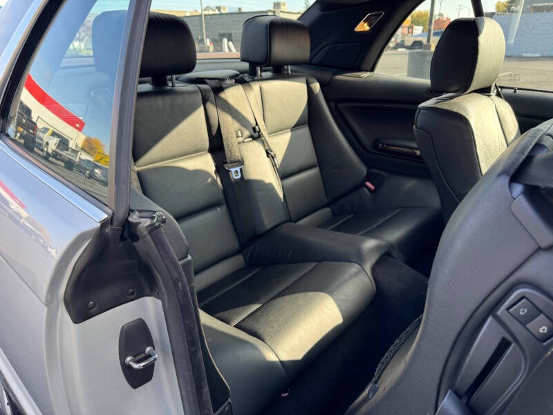 2004 BMW 3 Series 325Ci