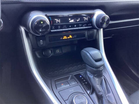 2023 Toyota RAV4 Hybrid Woodland Edition