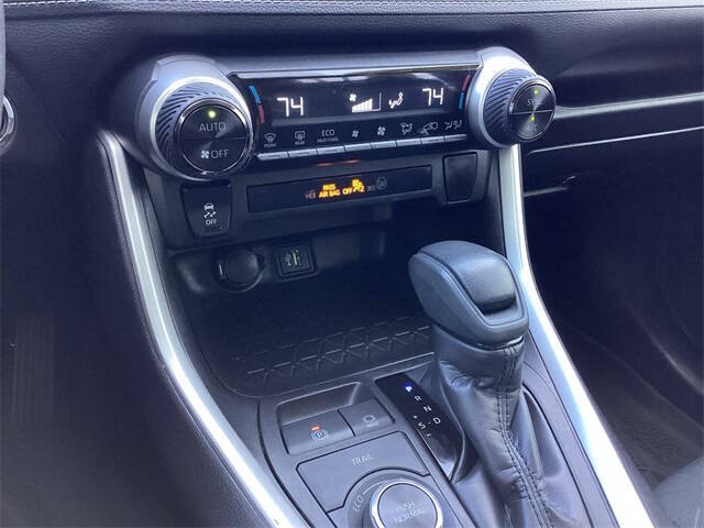 2023 Toyota RAV4 Hybrid Woodland Edition