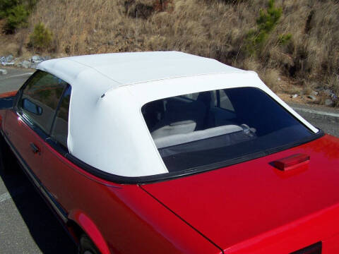 1990 Pontiac Sunbird LE