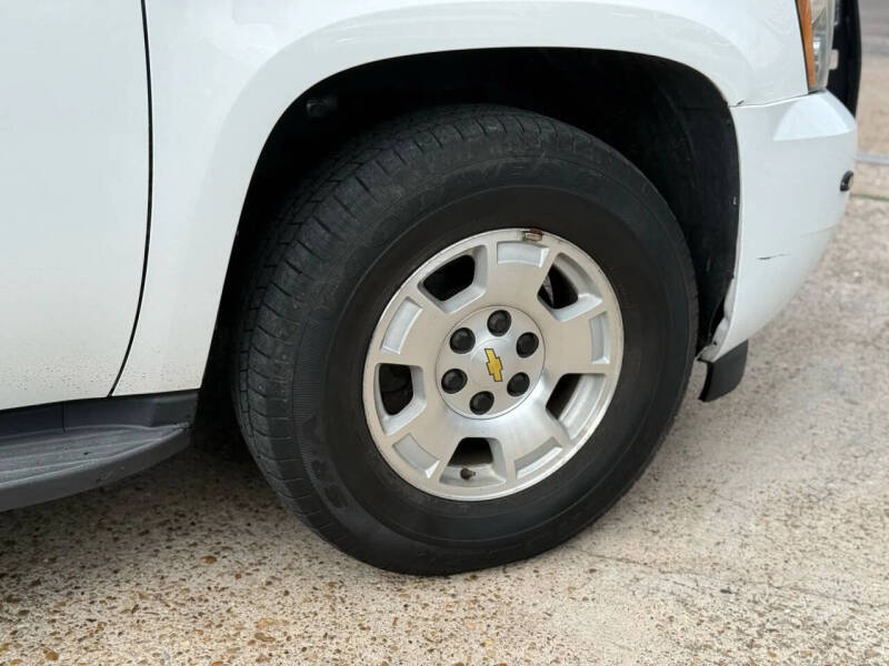 2014 Chevrolet Tahoe Special Service