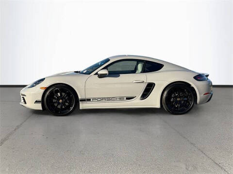 2025 Porsche 718 Cayman Style Edition