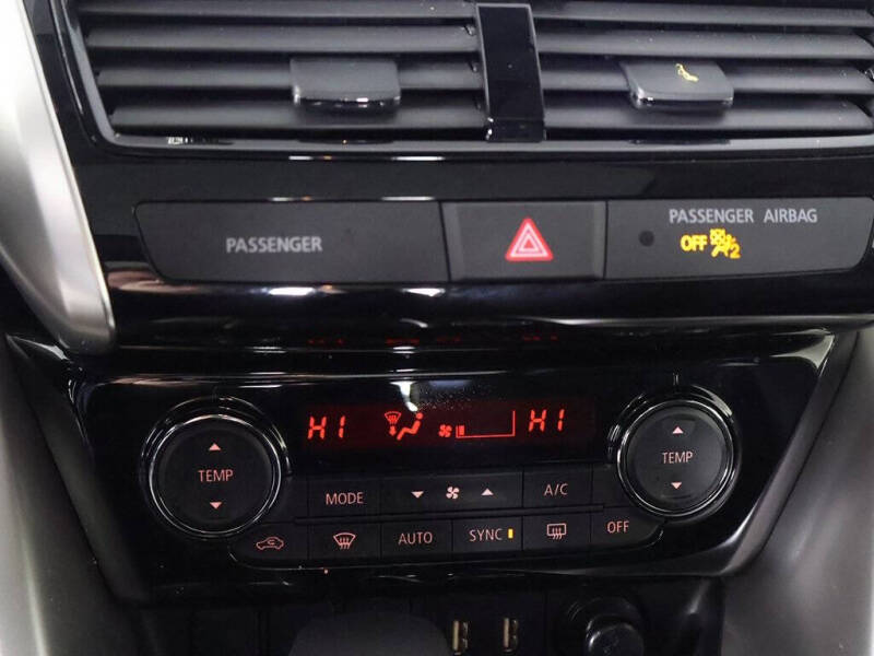 2024 Mitsubishi Eclipse Cross SE