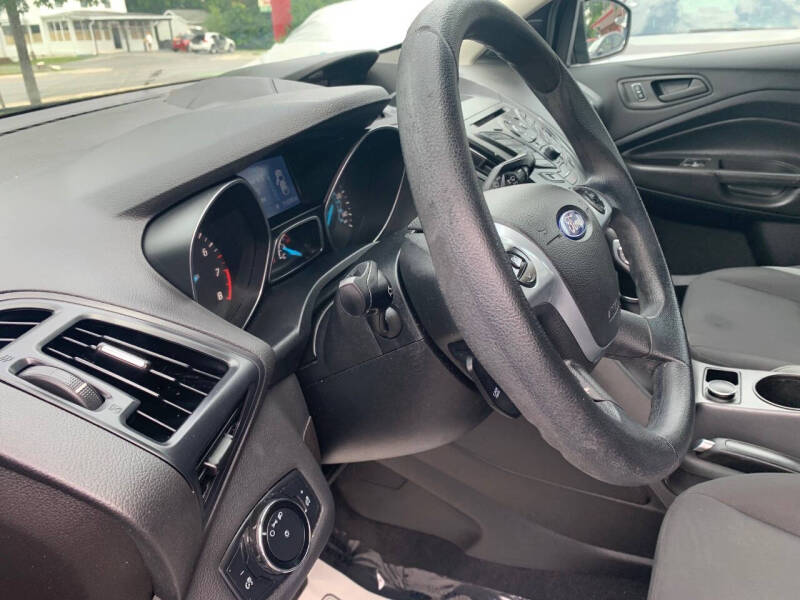 2014 Ford Escape S
