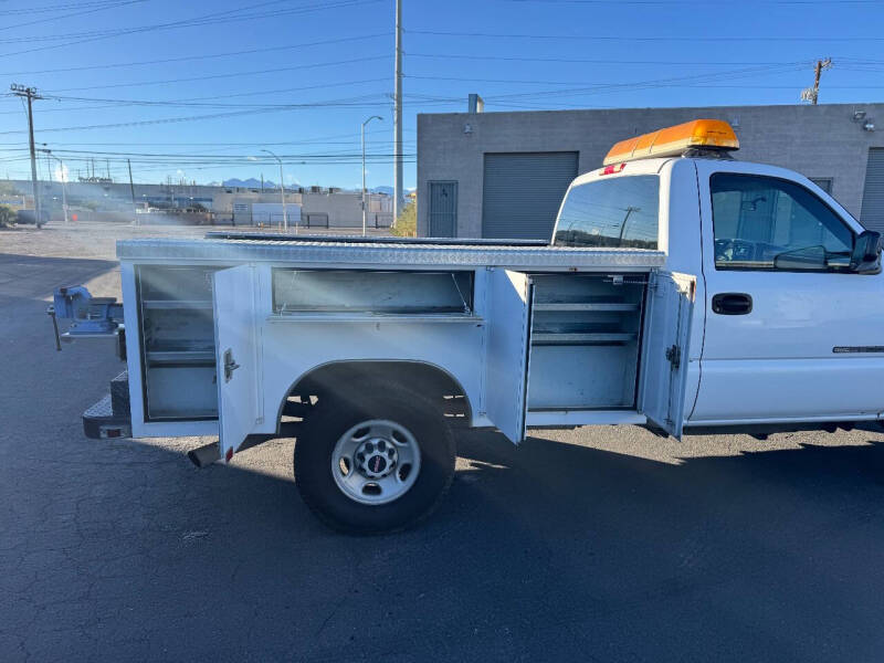 2006 GMC Sierra 2500HD