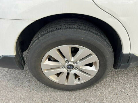 2019 Subaru Outback 2.5i