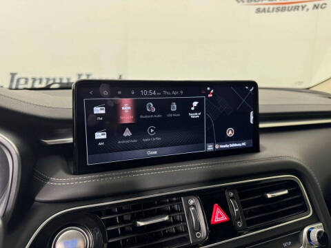 2023 Genesis G70