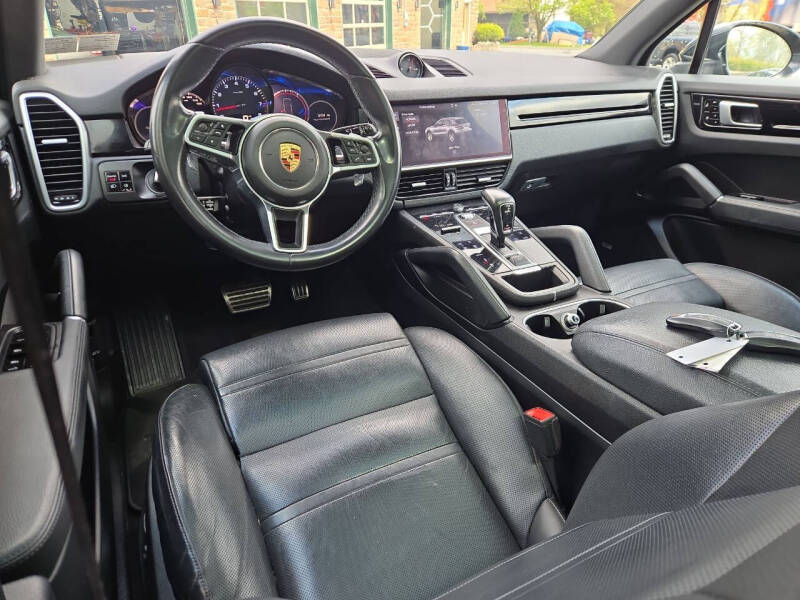 2020 Porsche Cayenne S