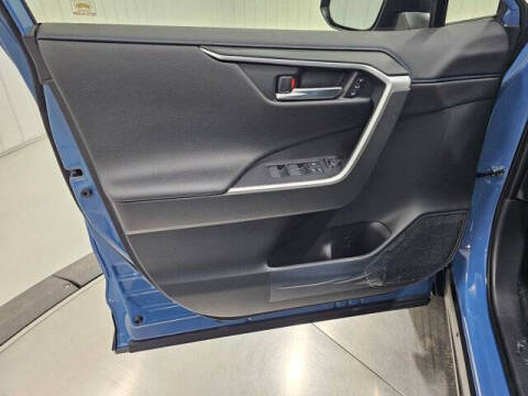 2025 Toyota RAV4 Hybrid XSE