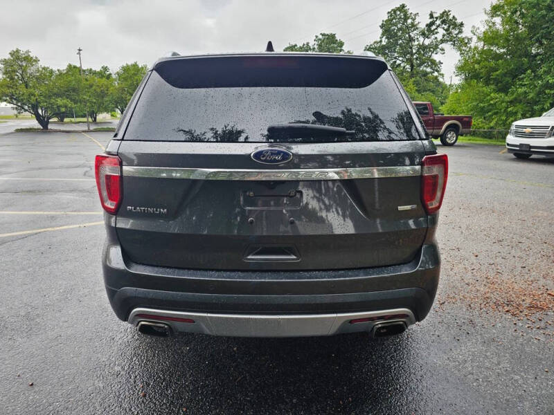 2016 Ford Explorer Platinum