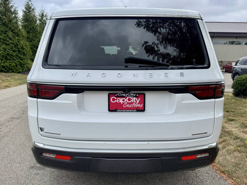 2022 Jeep Wagoneer Series III