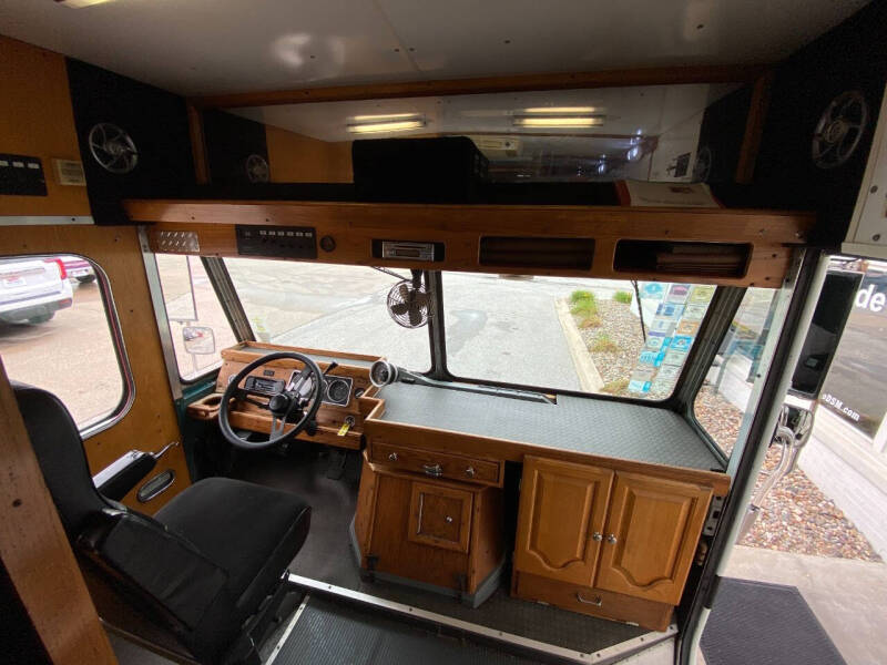 1987 Chevrolet P30 Forward Control Chassis