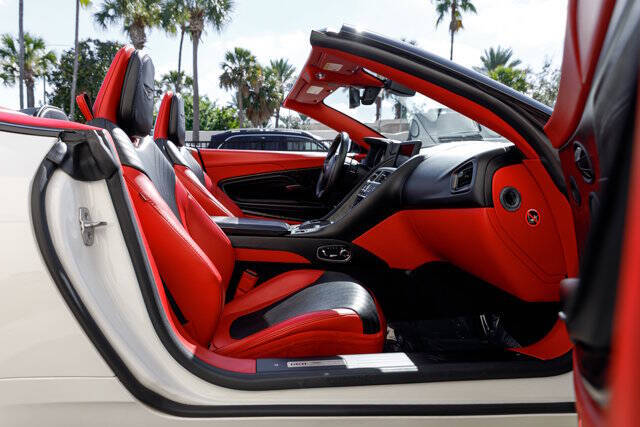 2019 Aston Martin DB11 Volante