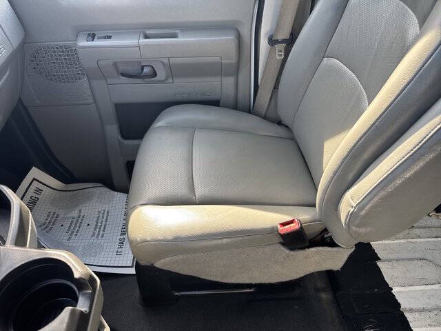 2013 Ford E-Series E-150