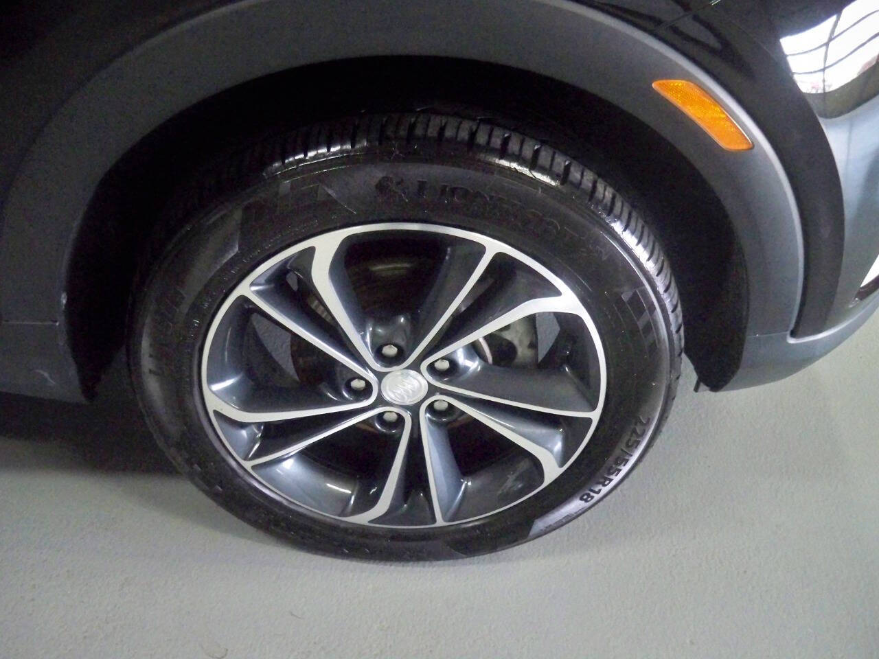 Black 2020 Buick Encore GX Select AWD Select 4dr Crossover 9