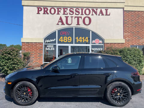 2017 Porsche Macan for sale at Professional Auto Sales & Service in Fort Wayne IN