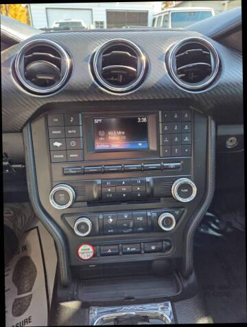 2016 Ford Mustang V6