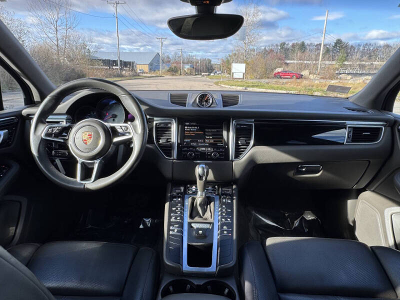 2015 Porsche Macan S