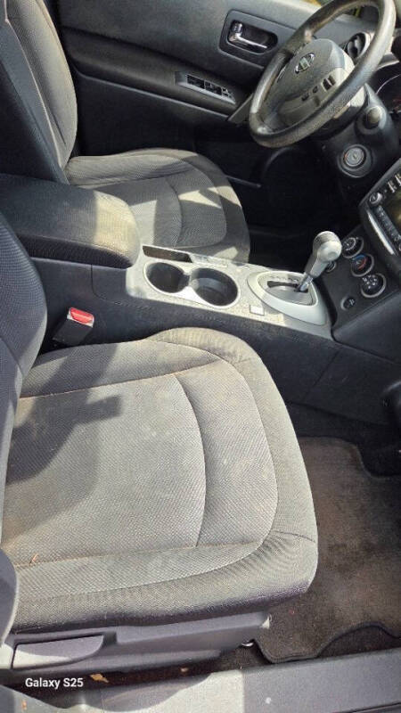 2012 Nissan Rogue S