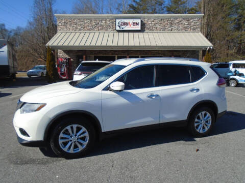 2015 Nissan Rogue for sale at Driven Pre-Owned in Lenoir NC