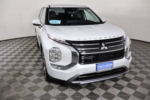 2026 Mitsubishi Outlander SE