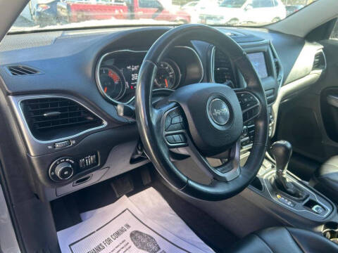 2019 Jeep Cherokee Latitude Plus