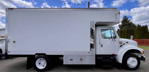 2001 International 4700