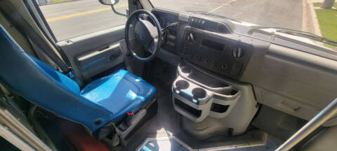 2016 Ford E-Series E-450 SD