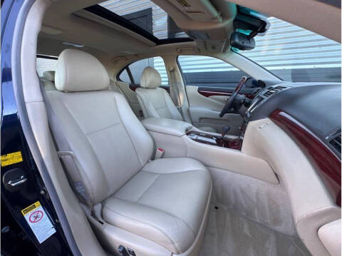 2007 Lexus LS 460