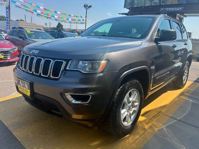 2017 Jeep Grand Cherokee Laredo