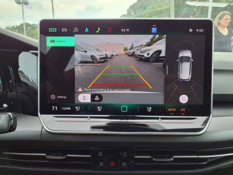 2025 Volkswagen Golf GTI SE