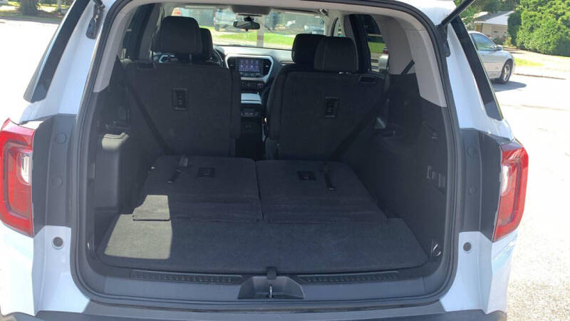 2023 GMC Acadia SLE