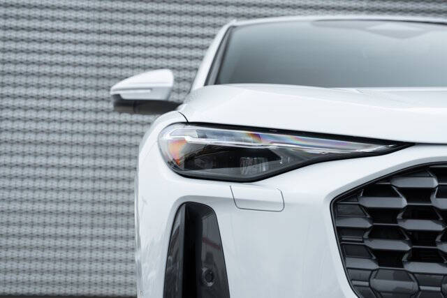 2025 Audi Q5 quattro Premium Plus TFSI