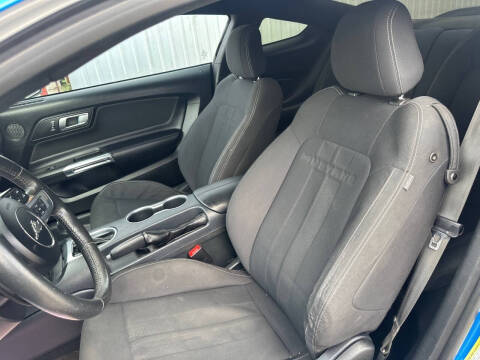 2021 Ford Mustang EcoBoost