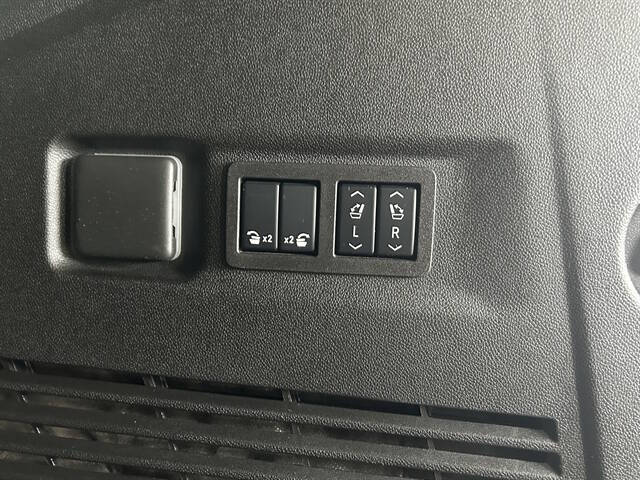 2025 GMC Yukon XL Elevation