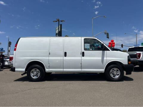2021 Chevrolet Express 2500