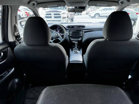 2021 Nissan Rogue Sport SV